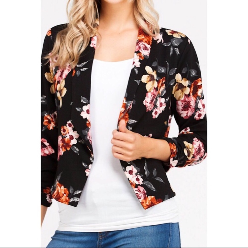 ❗️LAST: Small Black Floral Print Blazer - Picture 5 of 5